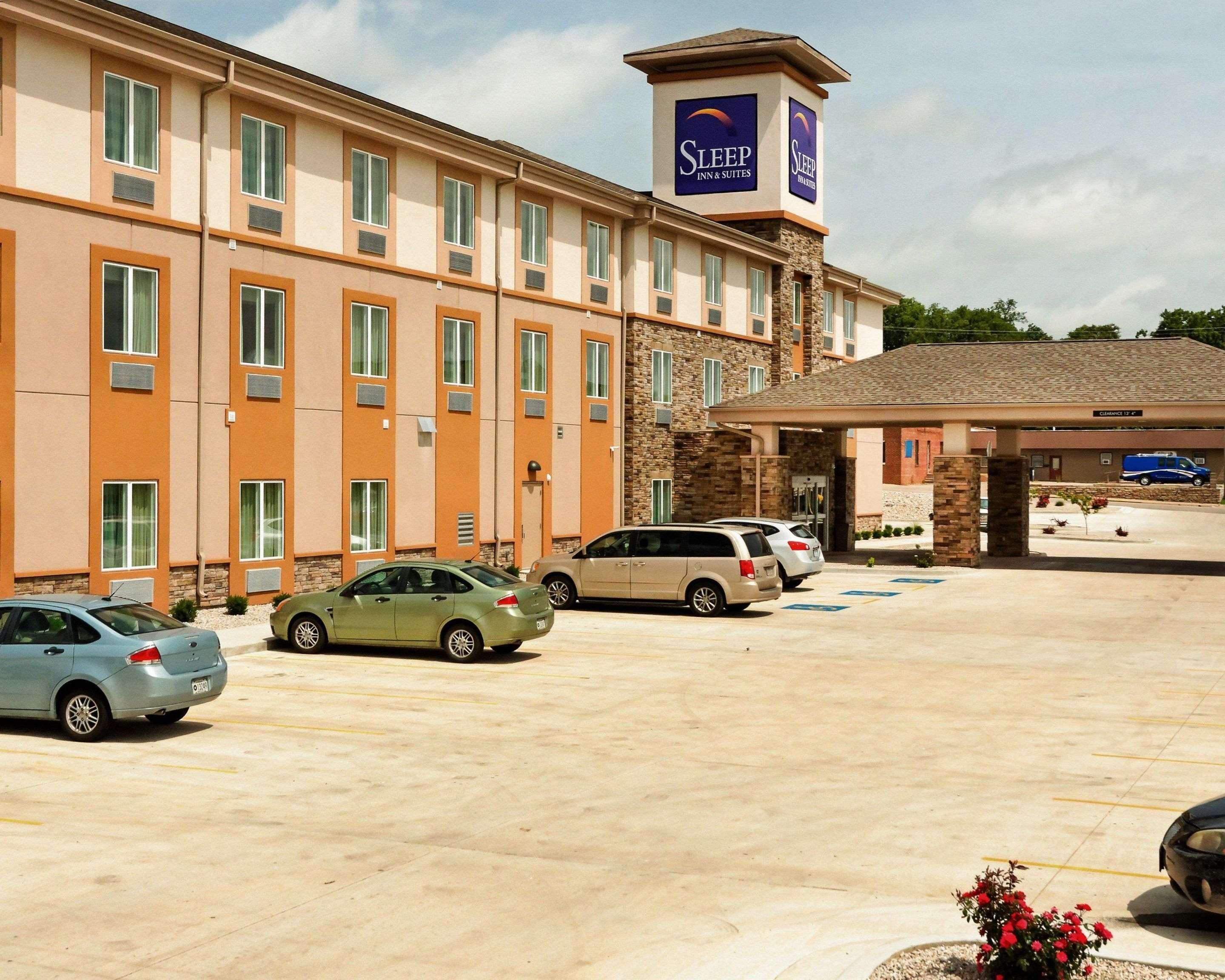 Sleep Inn & Suites - Fort Scott מראה חיצוני תמונה